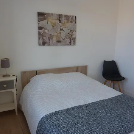 Le Lavarin Balcon Et Parking Prive Wifi Avignon Exterior photo