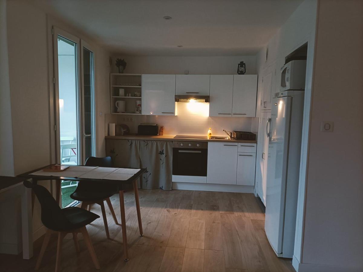 Appartement Le Lavarin Balcon Et Parking Prive Wifi Avignon
